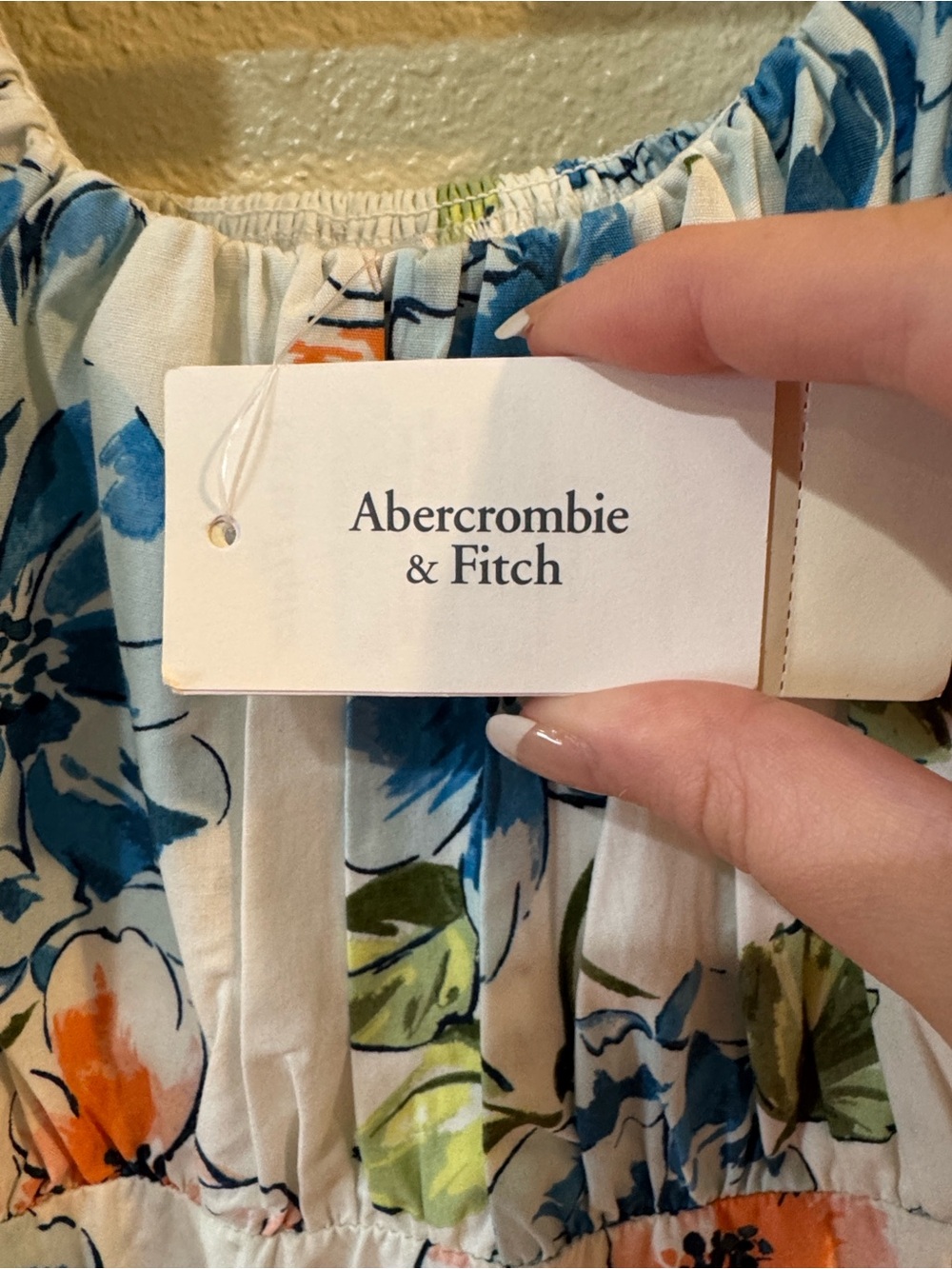 Abercrombie & Fitch White Floral Puff-Sleeve Dress with Blue & Peach Blooms - Picture 2 of 10